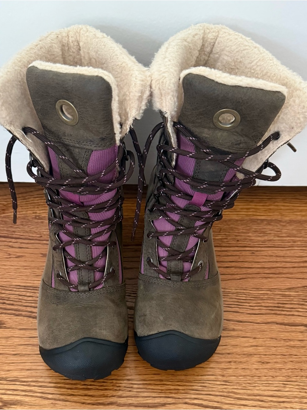 Keen Dry Warm Women's 6 Leather Lace-Up Mid-Calf Boot